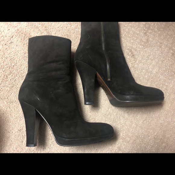 MIU MIU BROWN SUEDE PLATFORM BOOTS - Picture 3 of 5